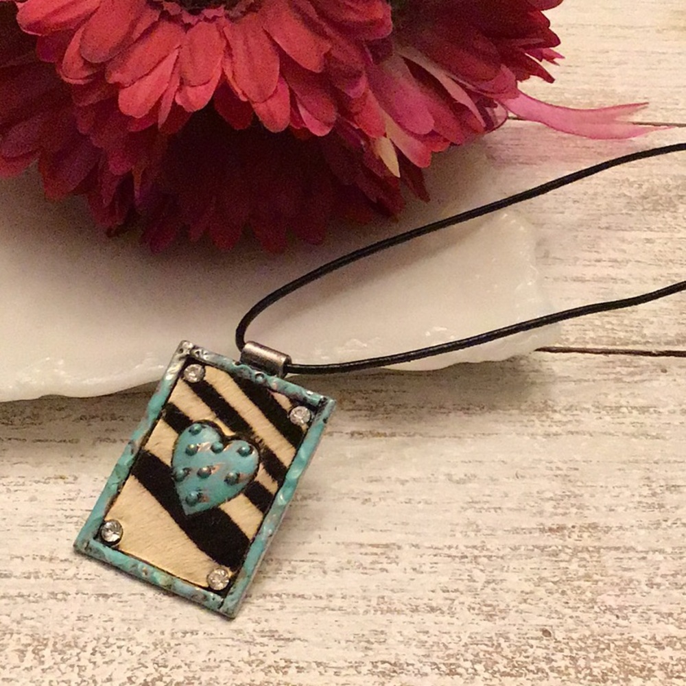 Rectangular Necklace - Picture 6 of 7